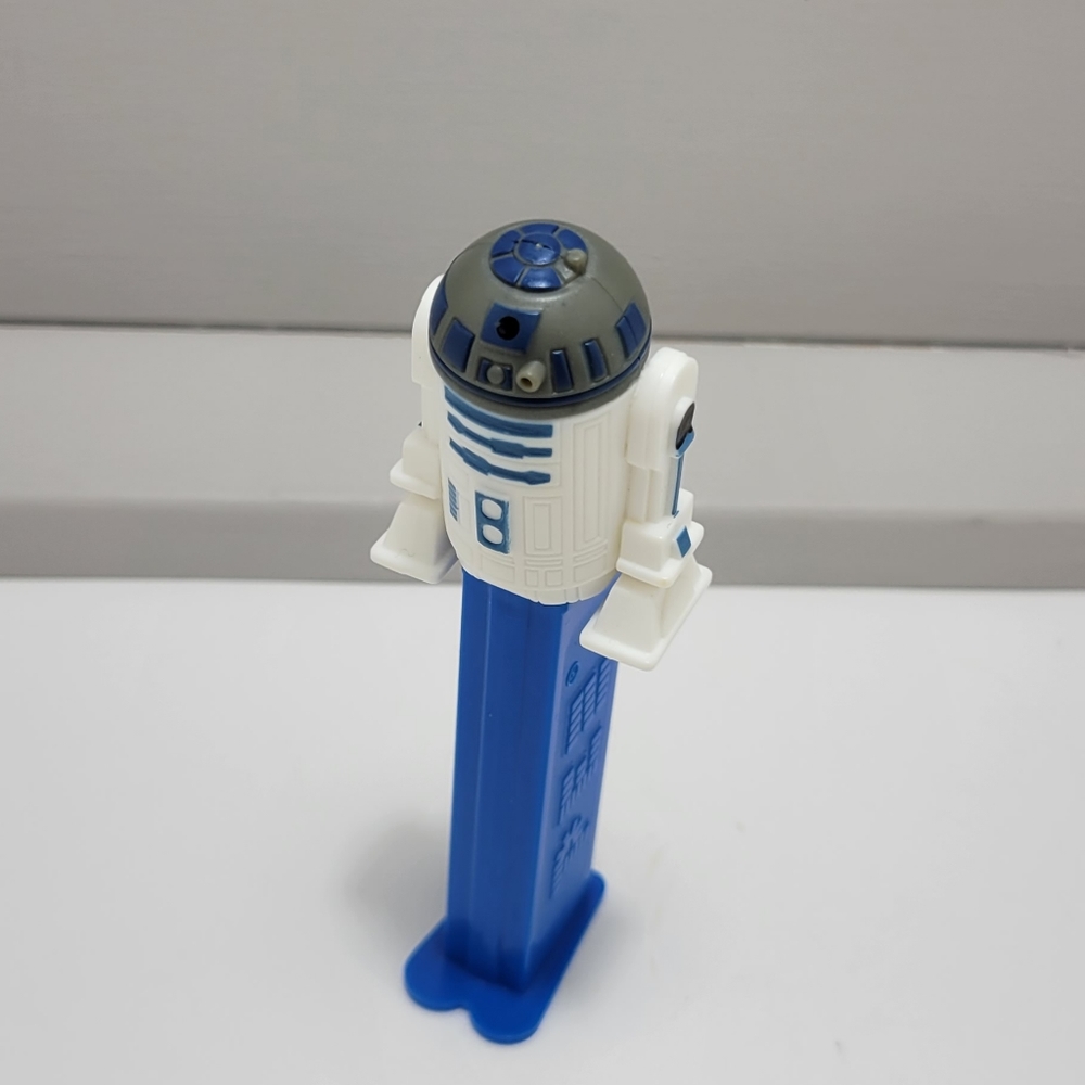 Star Wars R2-D2 pez dispenser - Picture 5 of 8